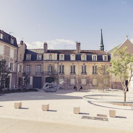 La Maison De La Liberte Suite Jeanne Barret Poitiers Kültér fotó