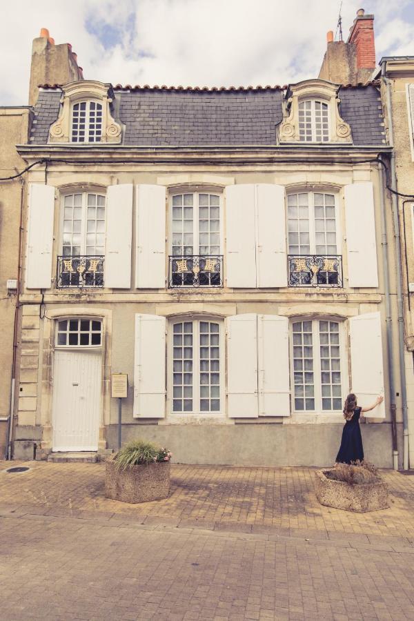 La Maison De La Liberte Suite Jeanne Barret Poitiers Kültér fotó