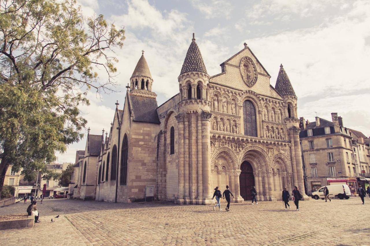 La Maison De La Liberte Suite Jeanne Barret Poitiers Kültér fotó